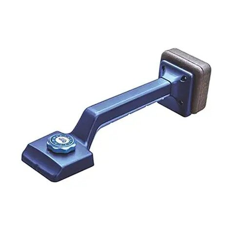 Carpet Knee Kicker