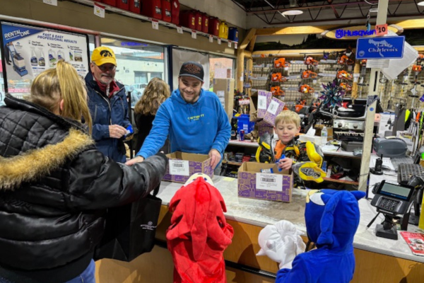 Boyne Co-Op checkout line with staff and customers